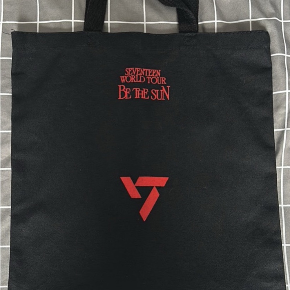 Seventeen World Tour Black Tote Bag